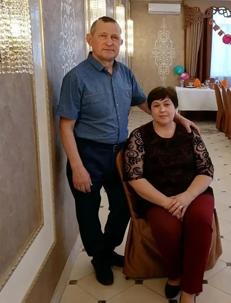 💖Продолжаем рубрику «Любовь и поддержка: семьи наших коллег» — она посвящена Году единства народов 
