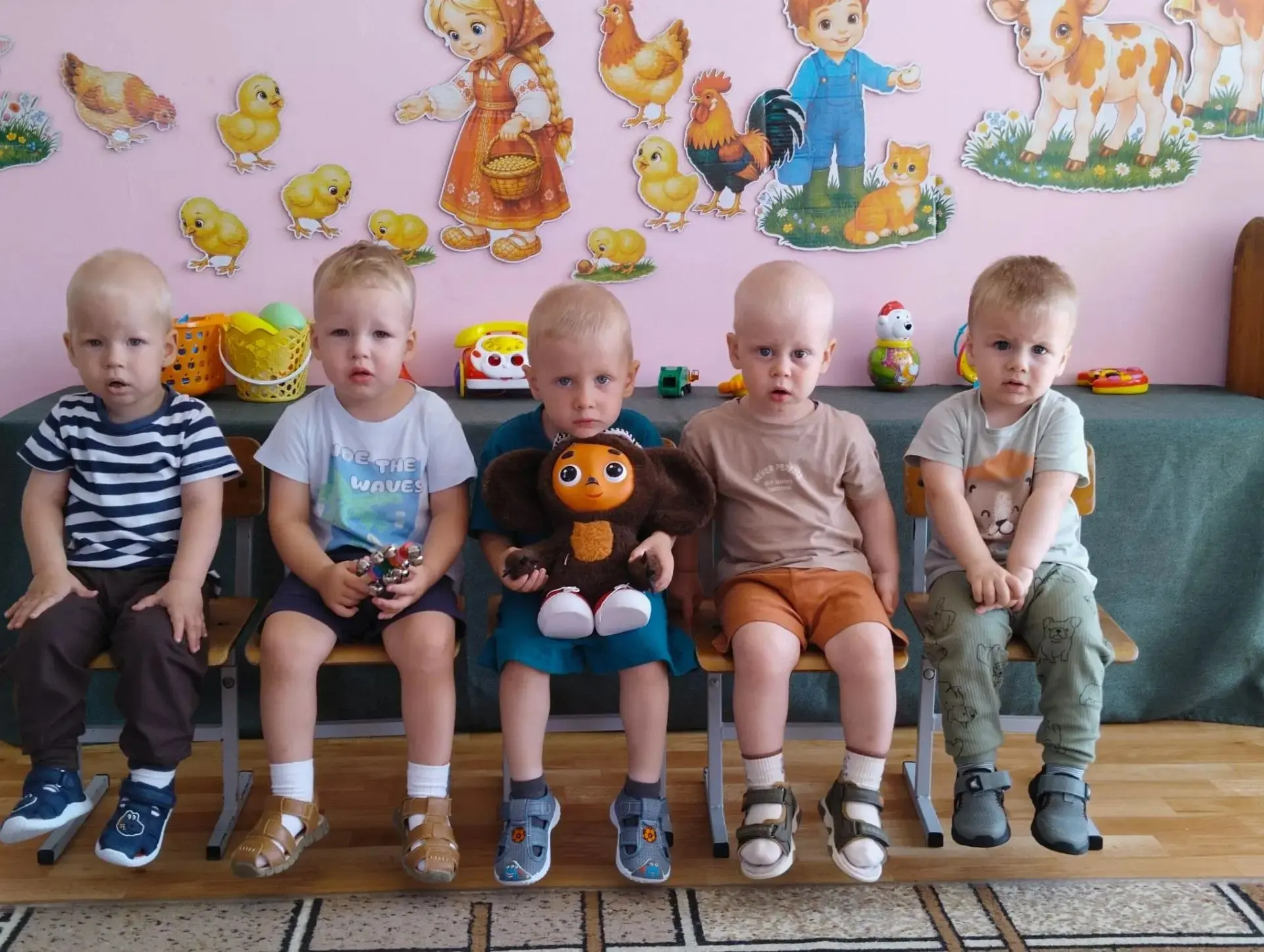 Сегодня, 20 августа — День рождения Чебурашки.🎂  Воспитатели вместе с детьми превратил...