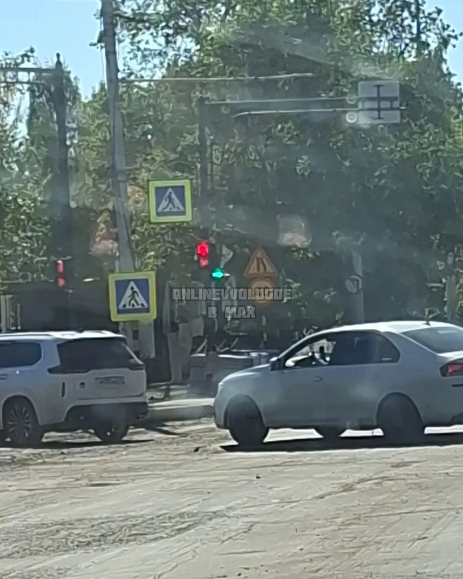 Слава яйцам. Мира/Чехова светофор включили