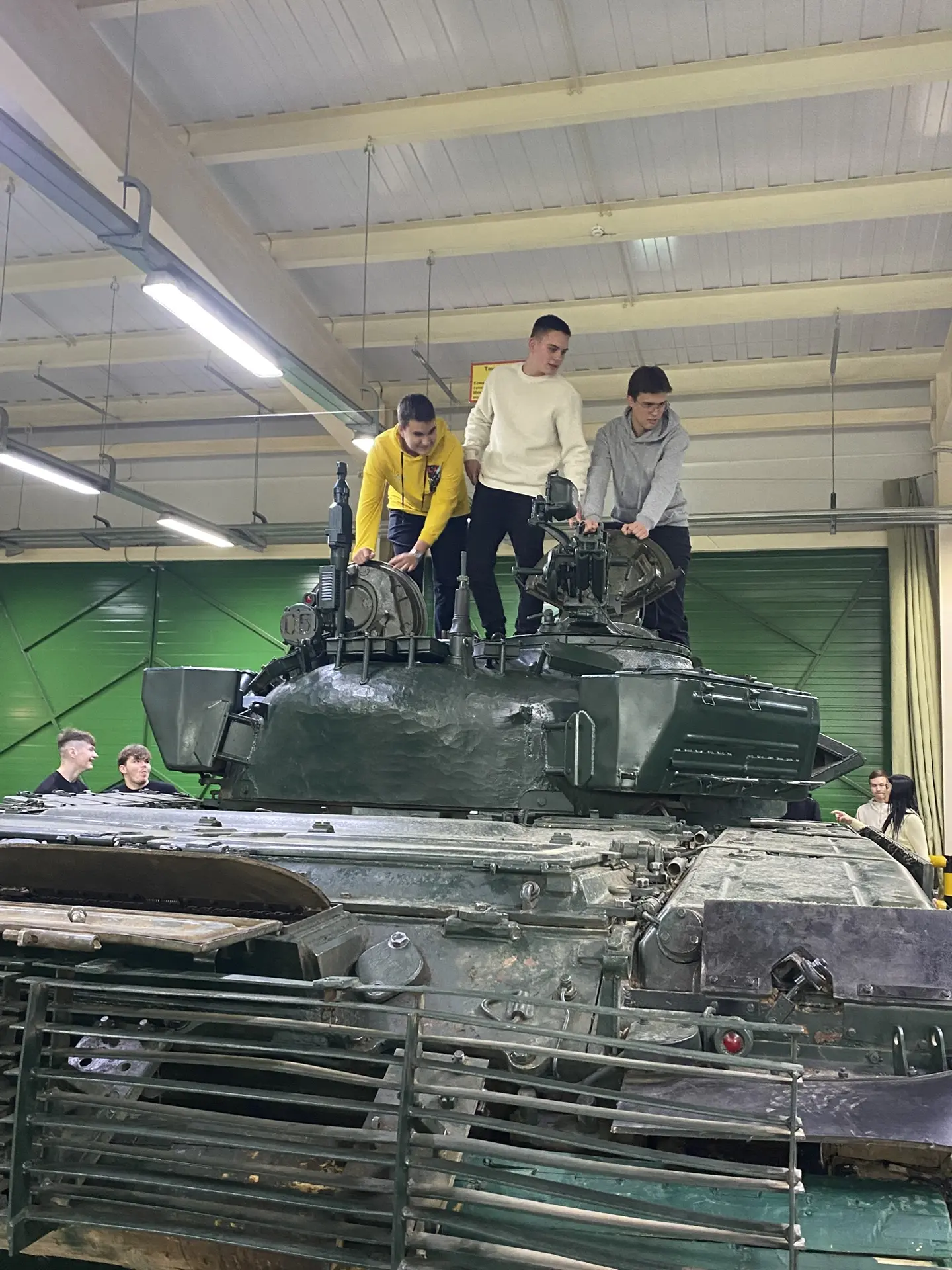Будущие защитники Отечества: школьники Бугульминского района в Казанском танковом училище  В рамках 