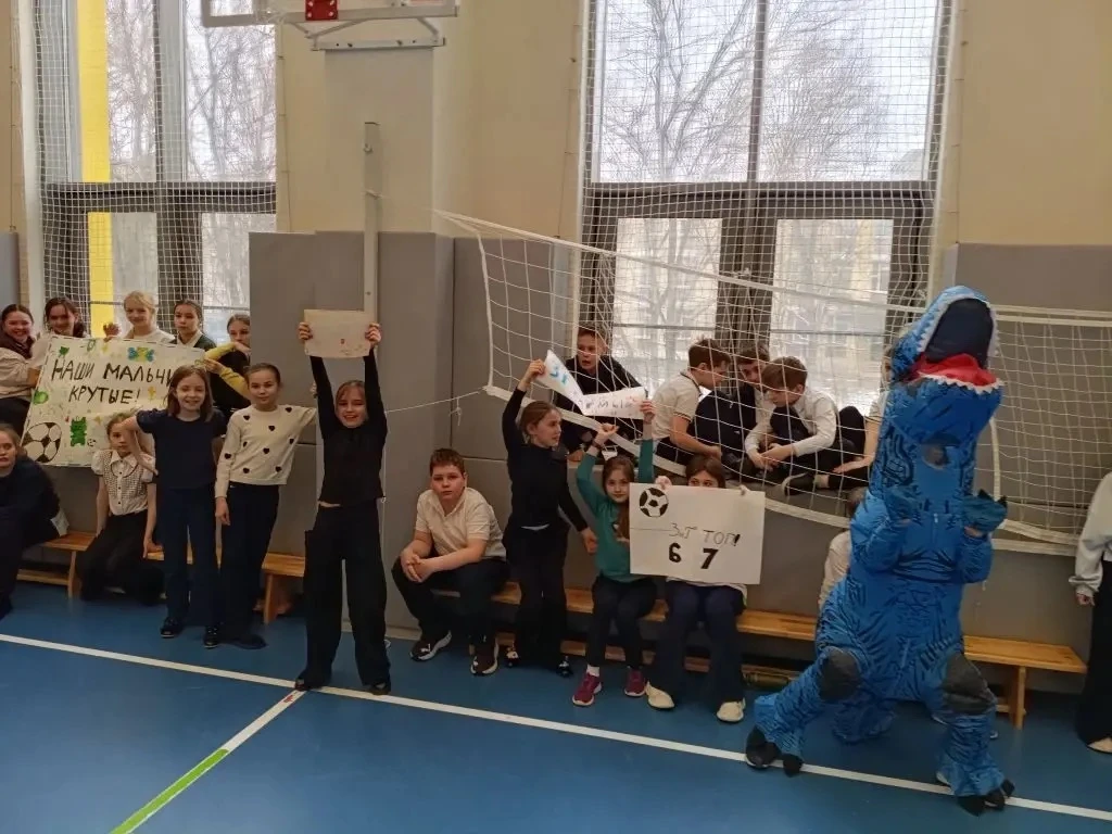 ⚽️ ФУТБОЛ — СТАРТ К ЗВЁЗДАМ!   В преддверии Дня космонавтики у нас разгорелась настоящая космическая