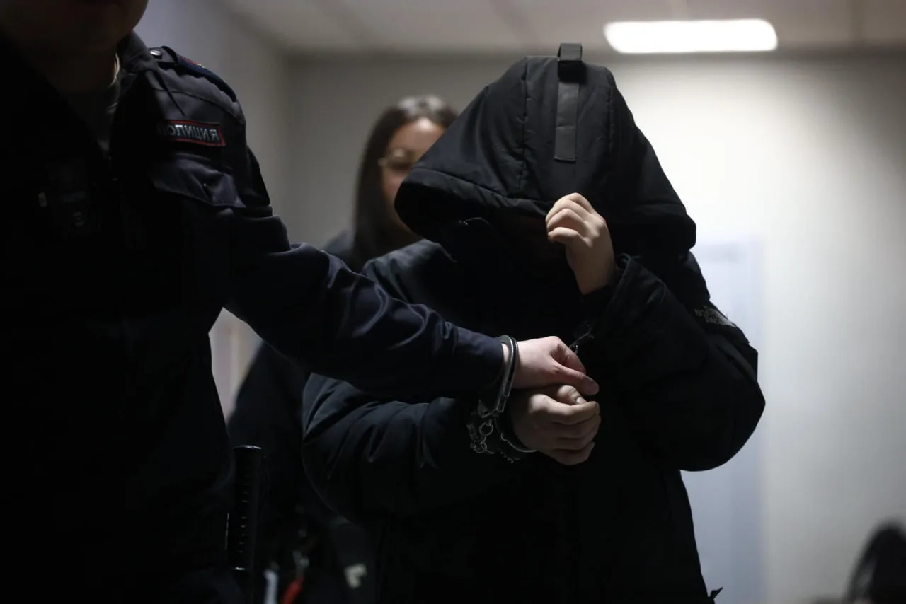 В Екб отец двоих детей надругался над 15-летней девочкой