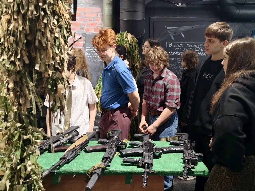 Вчера учащиеся 10А класса в рамках профориентационной программы «Будущие экскурсоводы» посетили музе