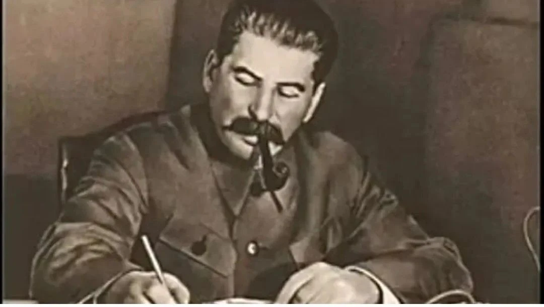 #история «От нелегальной „Брдзолы“ до главного медиа страны: журналистский путь Сталина»