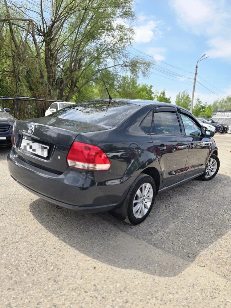 В продаже Volkswagen Polo  ✅️ Пробег 116тыс.км  ✅️ Без вложений  1.6л  на Механике.  В комплектации 