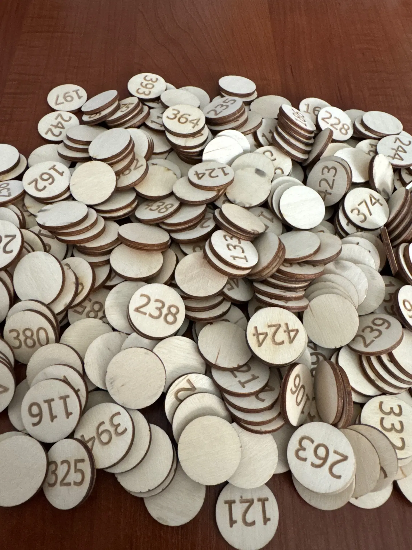 Уже готовлюсь к эфиру, через 30 минут СТОП. Все ещё есть 3 постера имеется в наличии