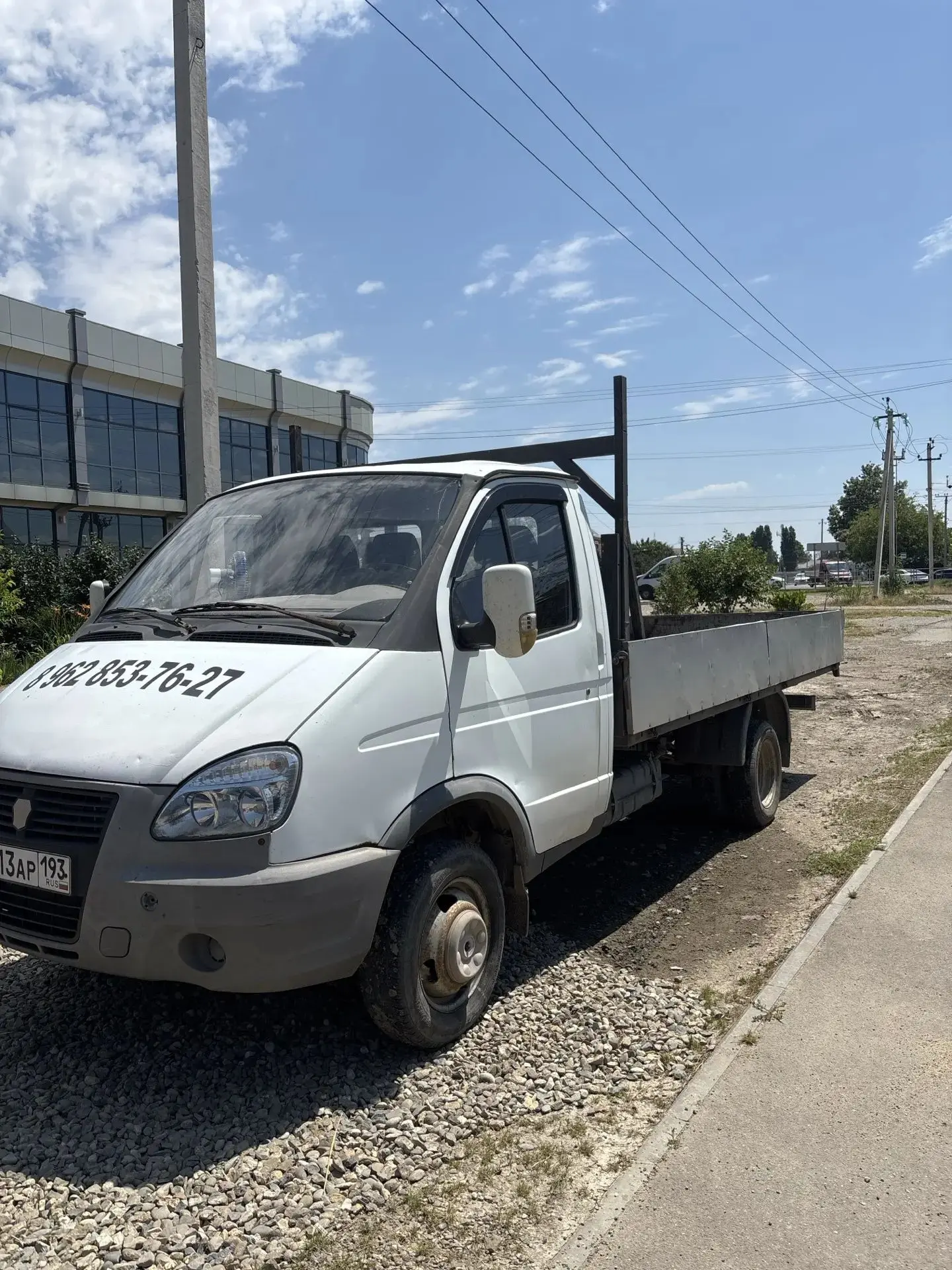 🚗 Требуется водитель на газель категории В.
