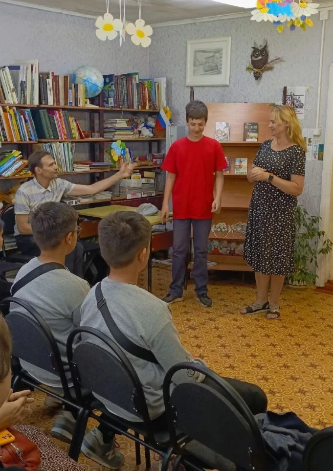 Театр в библиотеке.