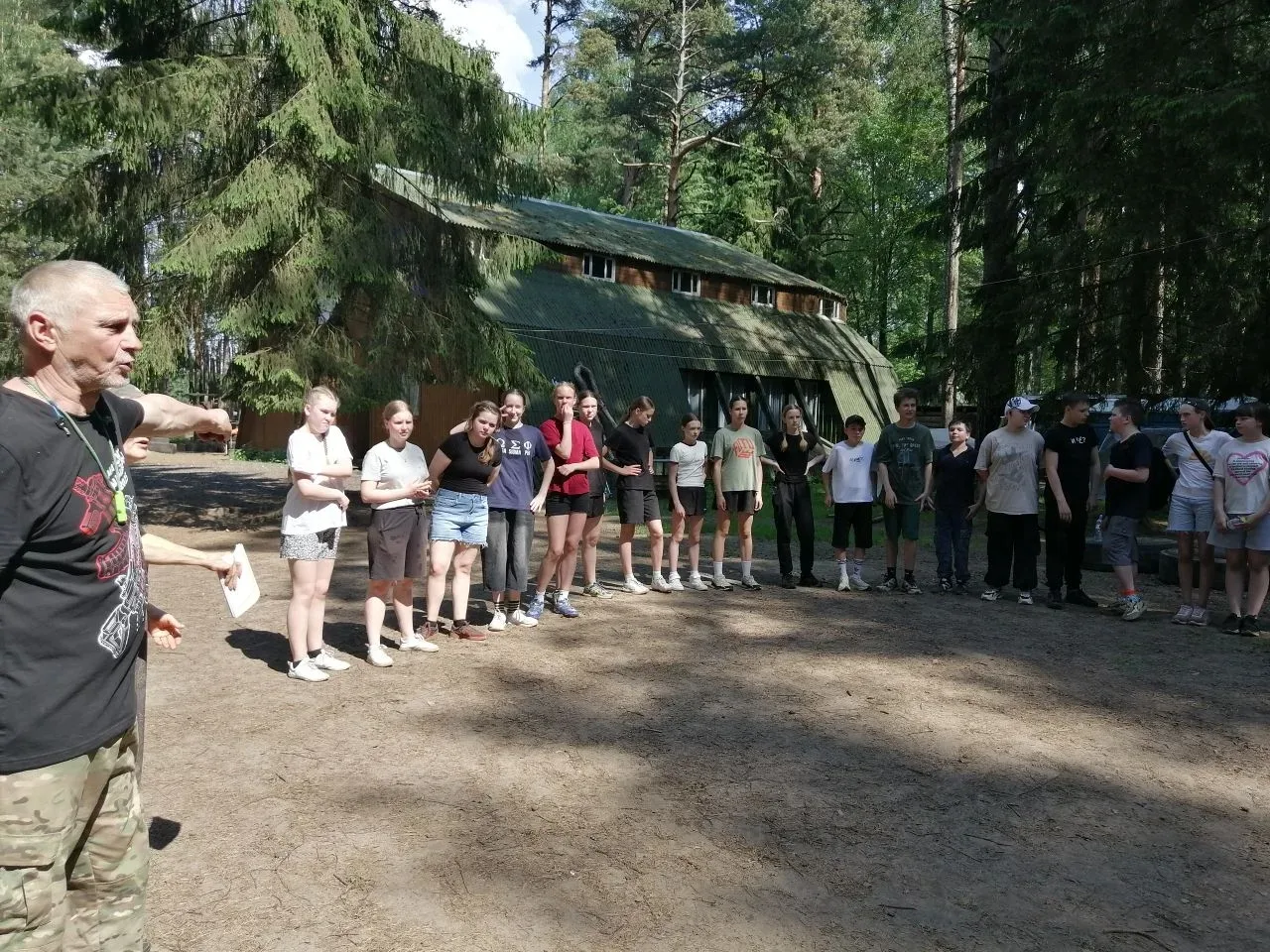 Путешествуем сами! Путешествуйте с нами!!!   🌲🌳 22 мая учащиеся 6 Б и 6 В классов  ЦО гимназия № 8 и