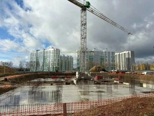 🏗 Школу в Болховском снова откладывают: новая дата — 2027 год

Школу на 1225 мест в Болховском микр