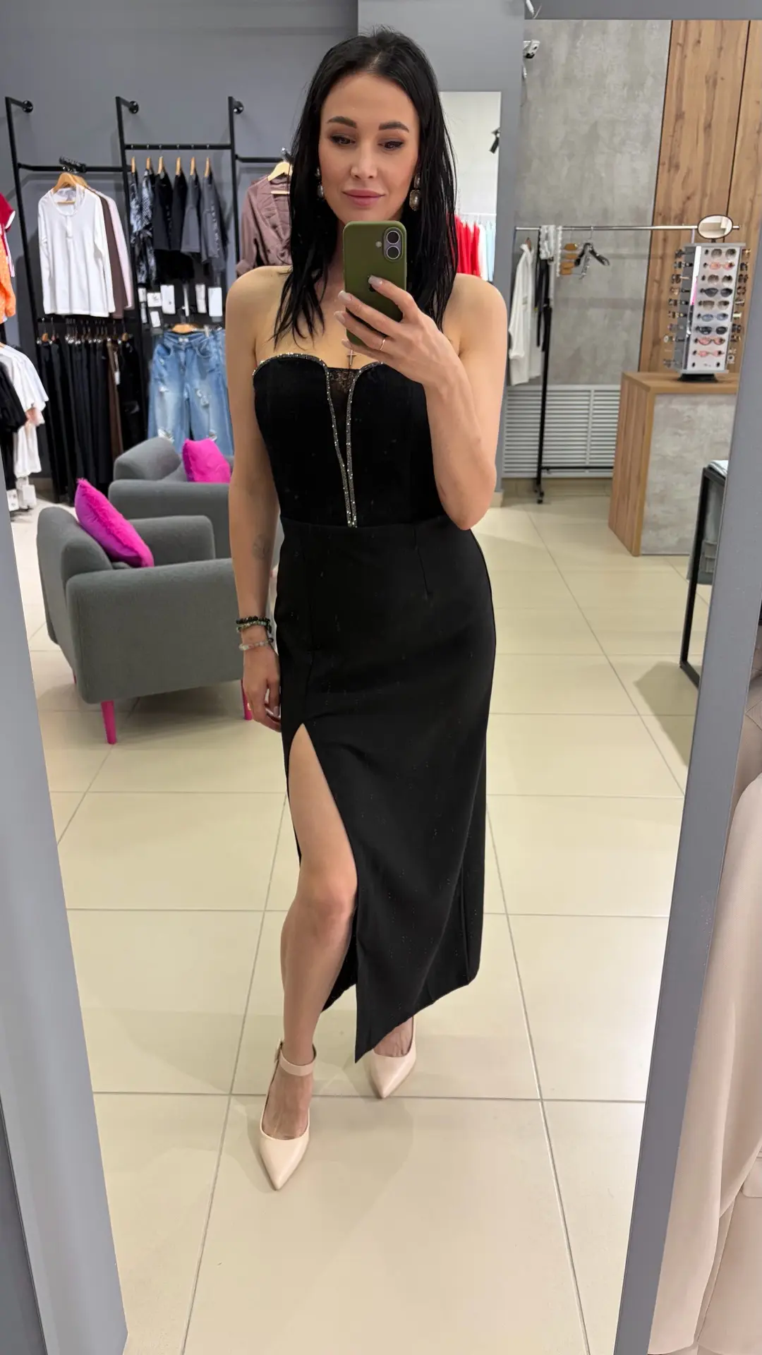 Так же в наличии в размерах s-L вечернее платье 🖤