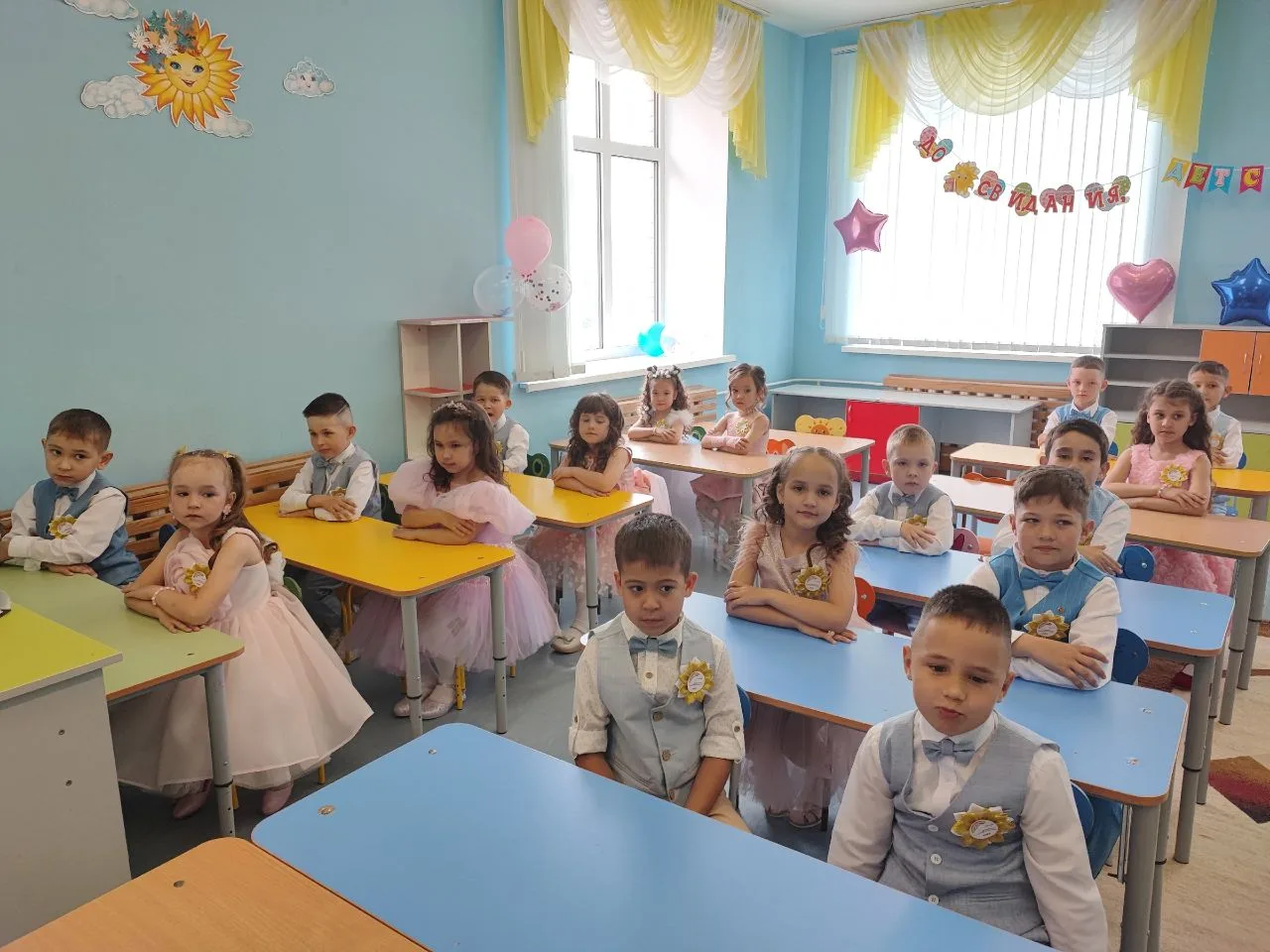 28 мая в нашем детском саду прошел Выпускной бал для детей подготовительной группы. Вып...