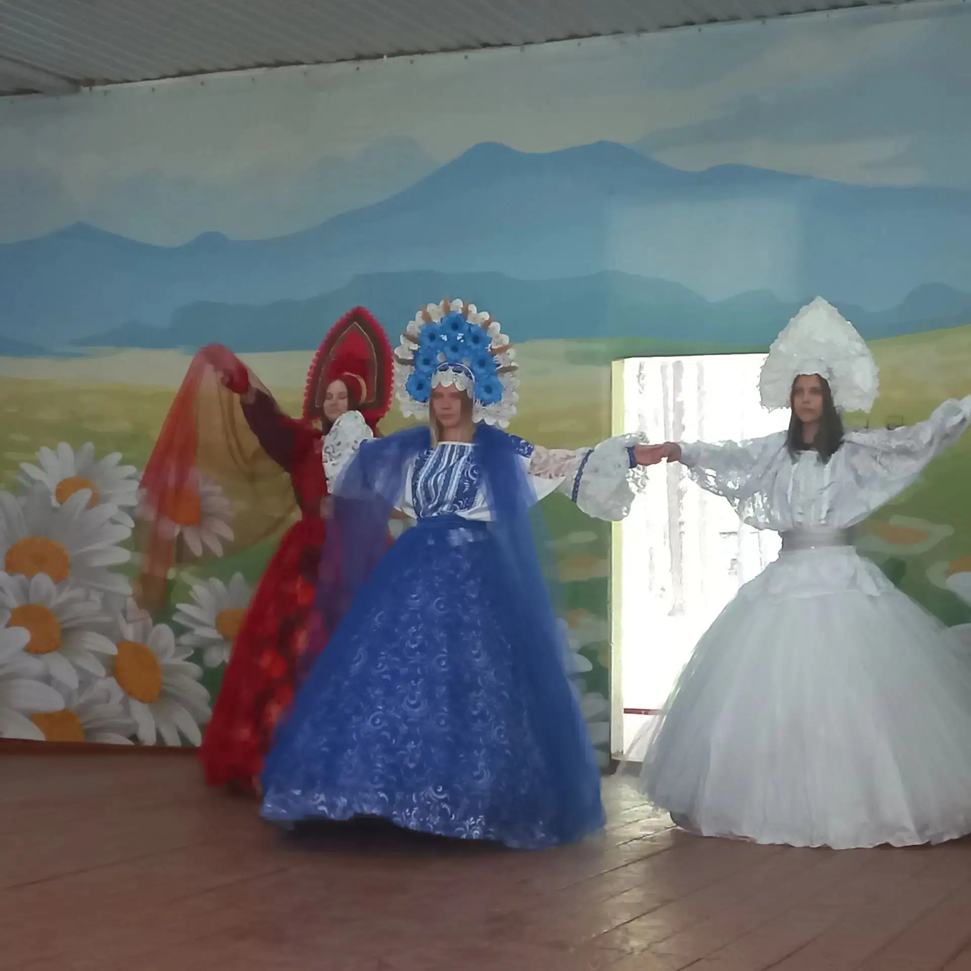 🔥 ВТОРОЙ ДЕНЬ «ЛЕТА ПЕРВЫХ.ГОД ЕДИНСТВА НАРОДОВ РОССИИ»: ЯРКО, ДУШЕВНО, ЕДИНО!