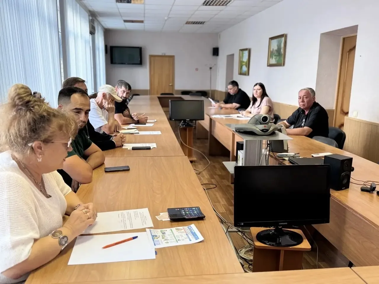 В Азовском районе обсудили вопросы межнационального взаимодействия и антитеррористическ...
