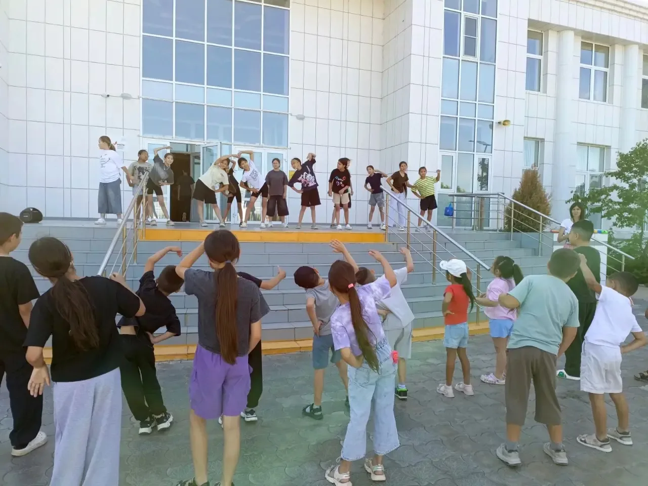 ☀️ Лето, солнце, лагерь, до свидания!

Вот и подошла к концу летная смена нашего пришкольного лагеря