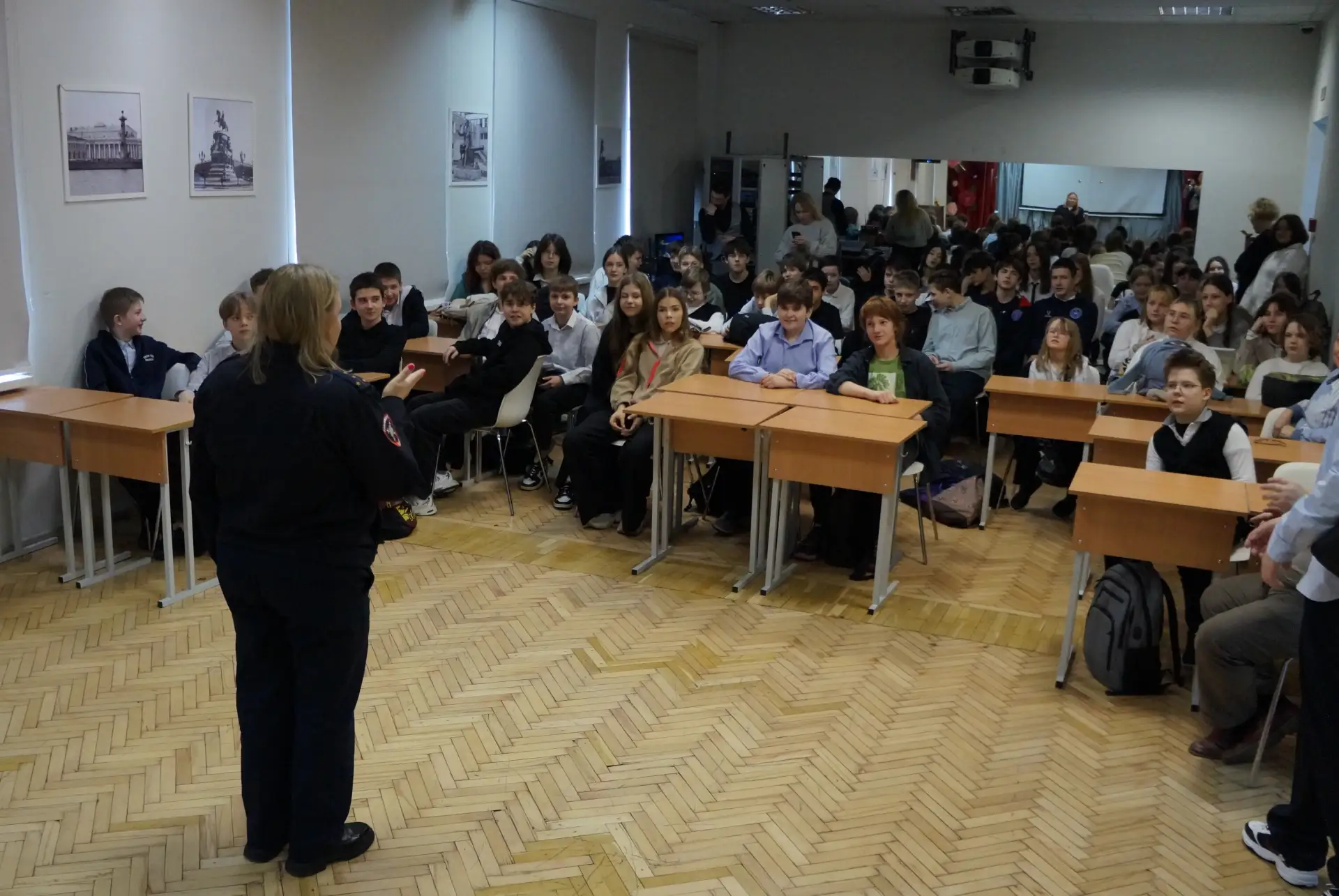 Безопасное движение: 7-е классы изучают правила СИМ 🛴⚠️  С наступлением тёплого сезона на улицах гор