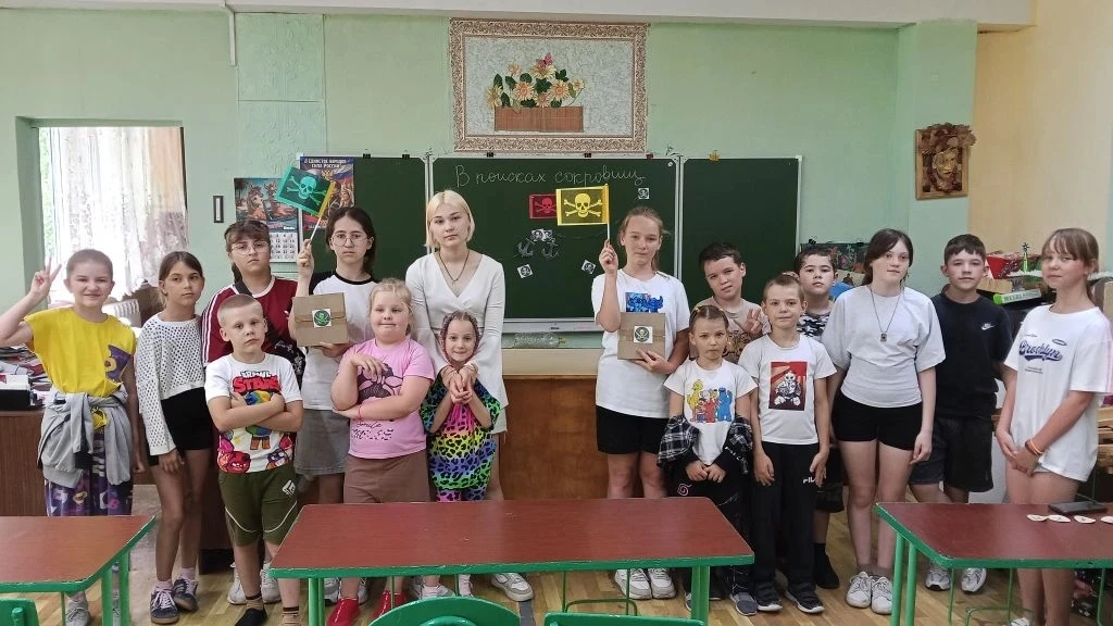 🏴‍☠️ Сегодня у нас было жарко! 
Ребята с азартом приняли участие в захватывающей игре-квесте. 
Школ