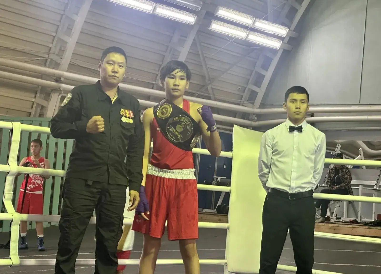 🥊🏆В Сунтарском районе прошел первый республиканский турнир по боксу памяти Николая Гр...
