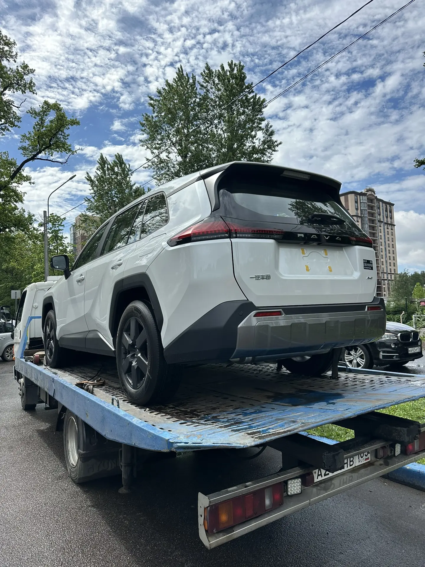 Продали на дилер сразу несколько автомобилей, ажиотаж в процессе✅