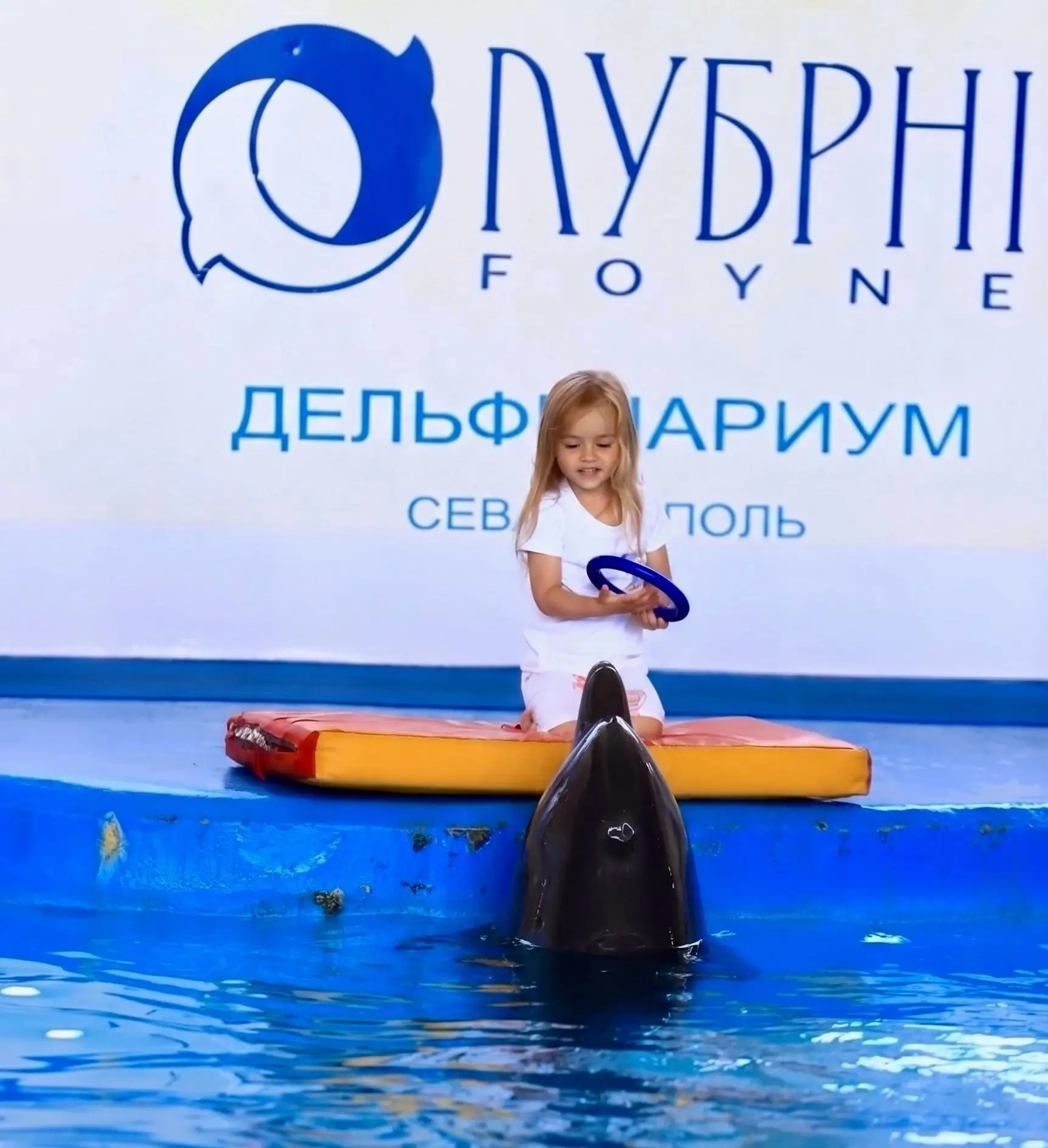 Ну кто сказал, что лето проходит зря?! Элина Лебедева из 10 группы знает толк в отпуске! 🔥

Сначала