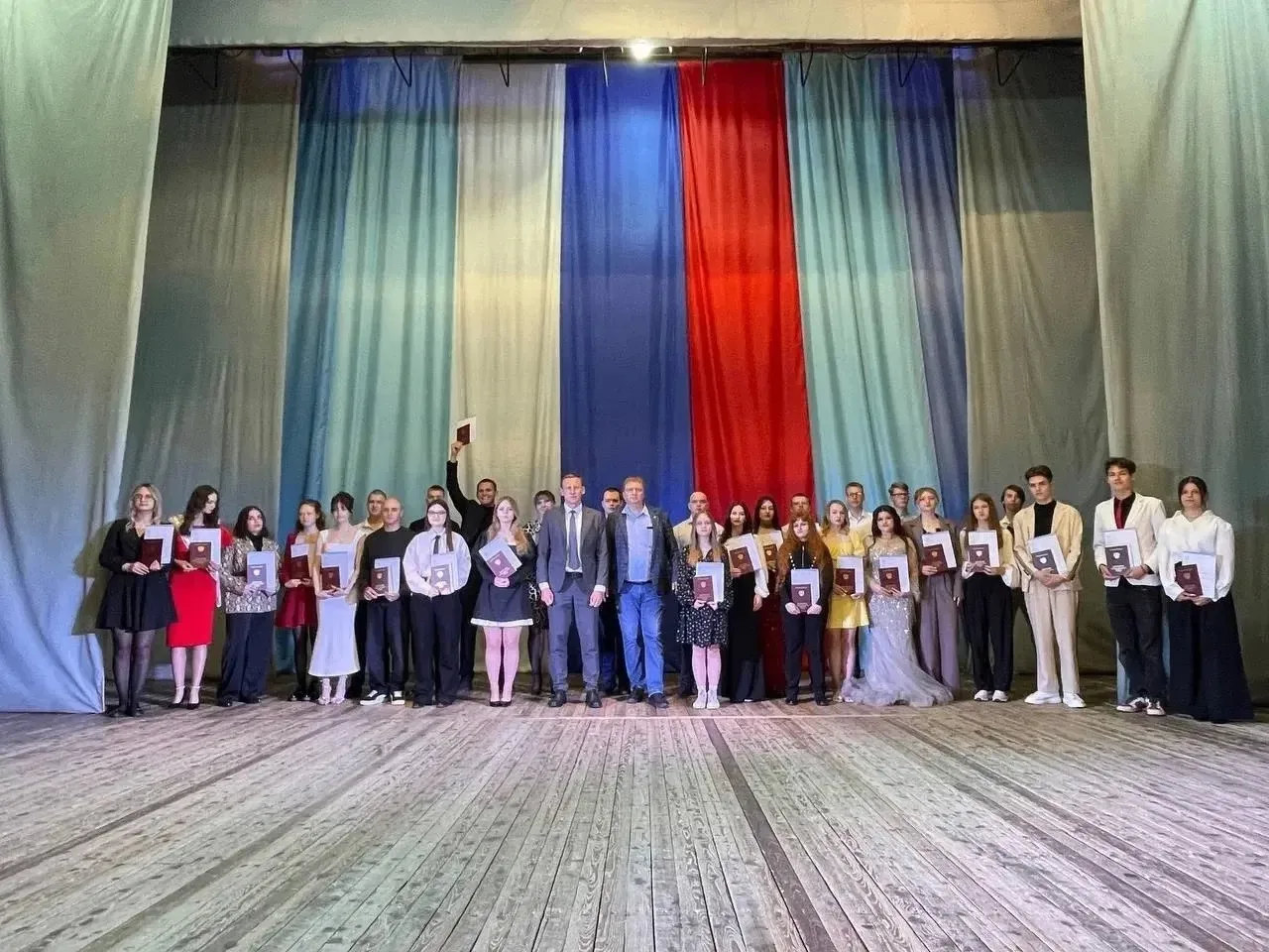 С Днём среднего профессионального образования! 🎓