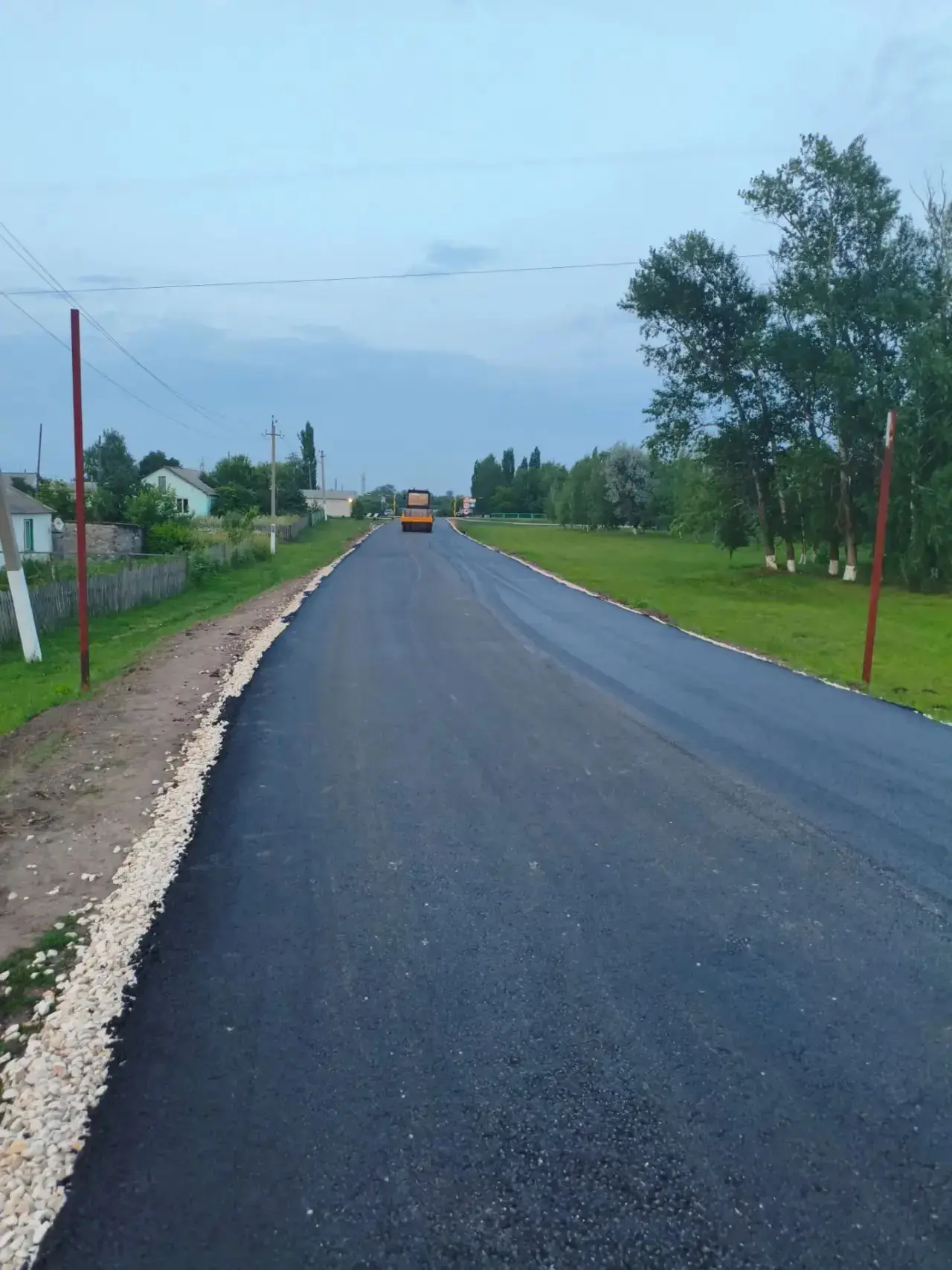 В Калининском районе завершается ремонт дорог в сельских поселениях 
 
♦️В Саратовской области прогр