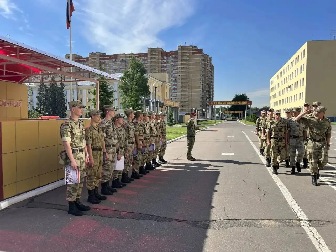🎉 Торжественное чествование военнослужащих по призыву! 🎉