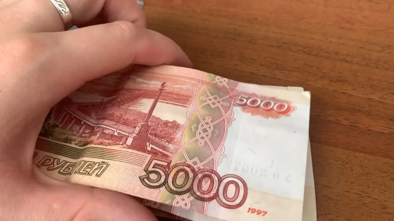 Курьер обманул вдову участника СВО из Иванова на 5 млн
