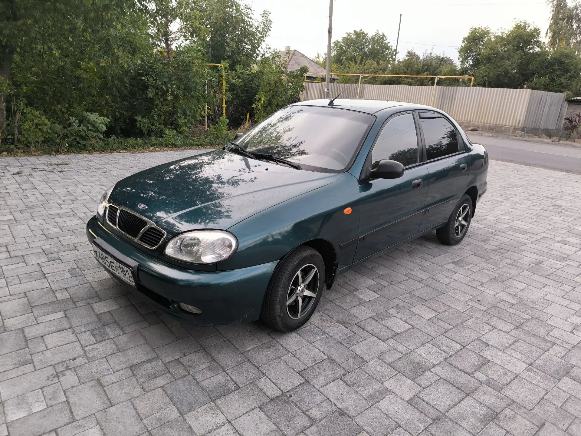 Продам Део Ланос 2005г двигатель 1.5, польской сборки, без кондиционера, пробег 187т км...