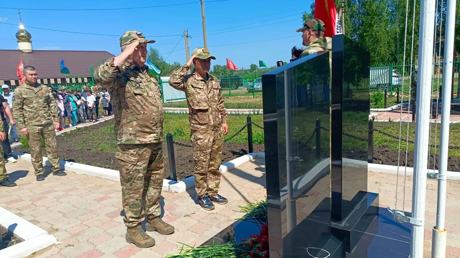 🕊️ В Новоаптиково открыли Аллею Славы и памятник ветеранам и участникам боевых действий  🇷🇺 23 мая в