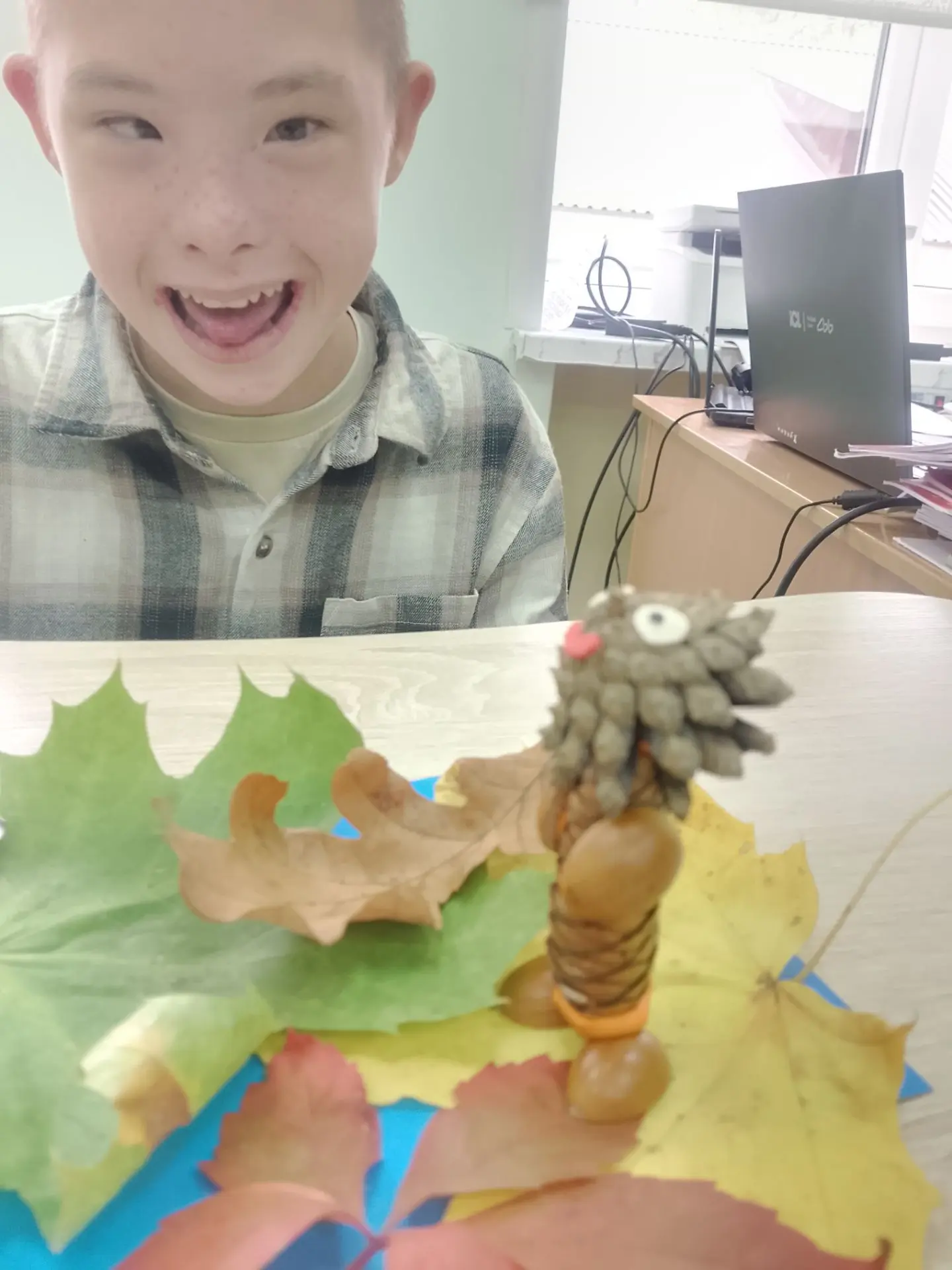 ‎Там на неведомых дорожках, следы невиданных зверей🍁