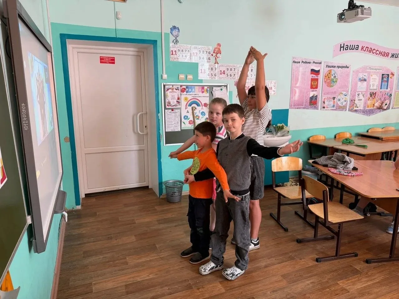 🎉 День блогера в 3‑м отряде — это было ярко, весело и очень познавательно! ✨

Сначала ребята погруз