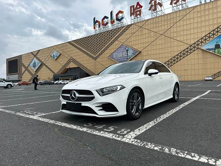 Mercedes-Benz A-class A 180 L | 2022