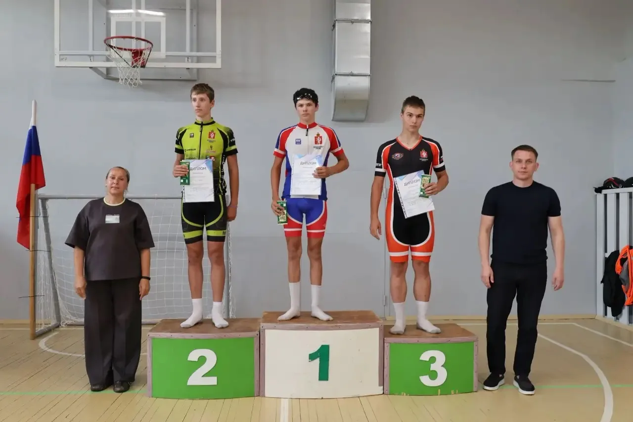 🏆🔥Россыпь медалей на традиционных велогонках в Пышме - подошли к завершению "Артамоно...