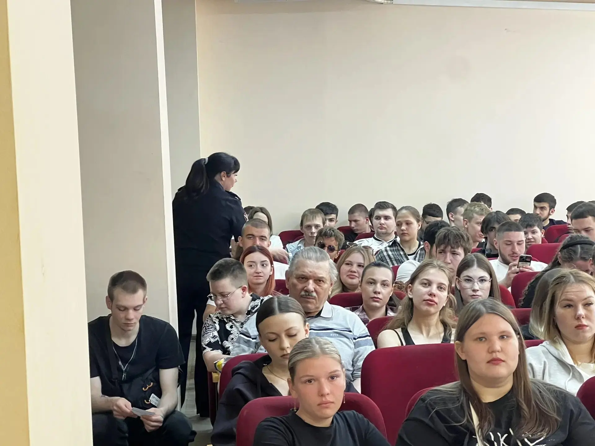 Состоялась информационная встреча студентов выпускных групп с представителями ФКУ «Цент...