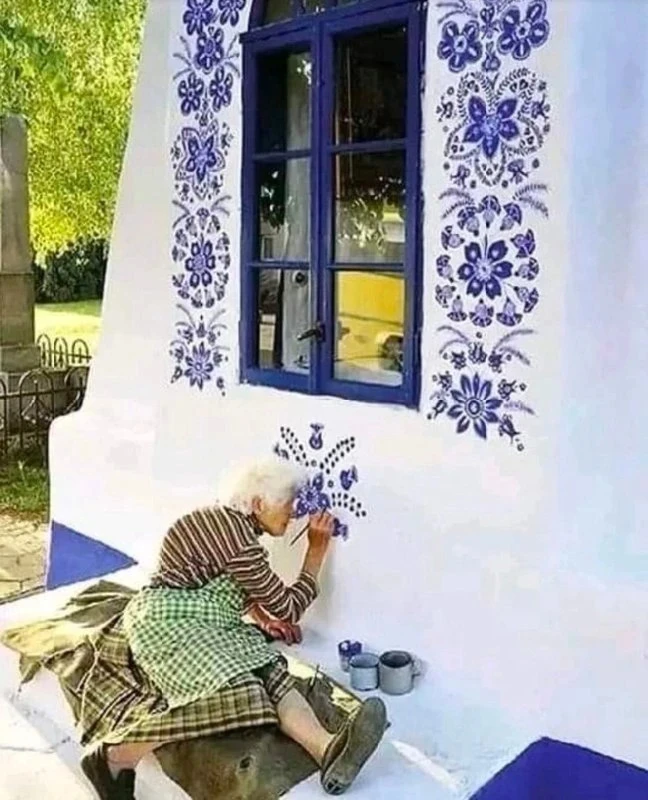 Бабушке 90 лет, и она делает такую красоту! 😍

🌼Дача зовёт! - Подпишись, чтобы не пропустить новые