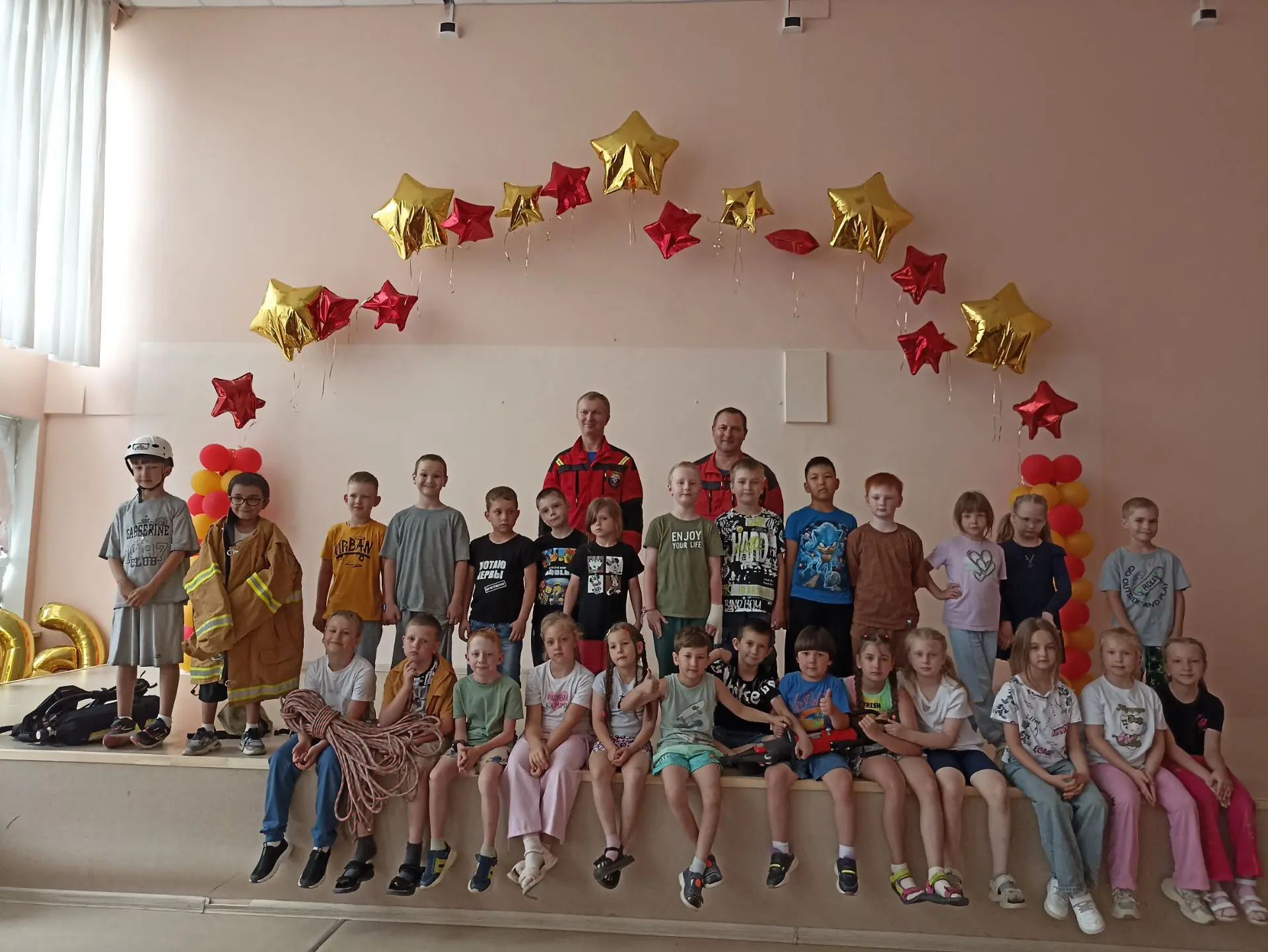 ☀️ Занятия по безопасности ☀️

Сегодня, 15 июня, прошли профилактические занятия с обучающимися 1 от