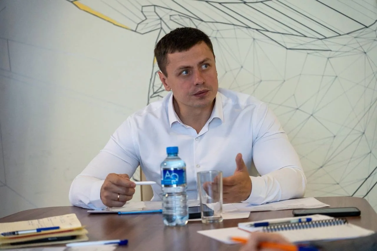 Провели первую в октябре планёрку с командой департамента. Осень у нас традиционно насы...