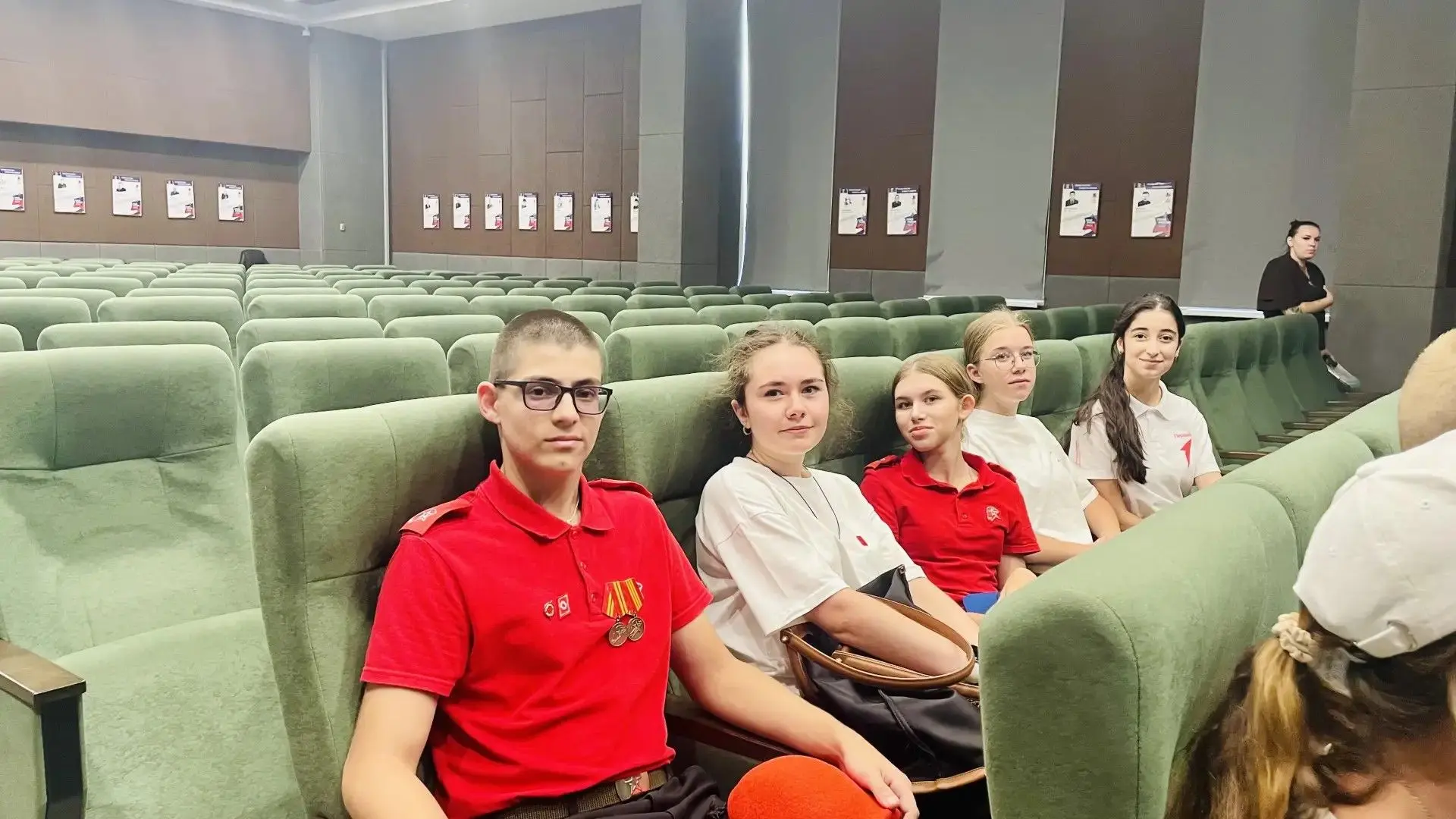 🇷🇺 Помним. Гордимся. Изучаем: юнармейцы и движение первых школы Евскина на слете «Хра...