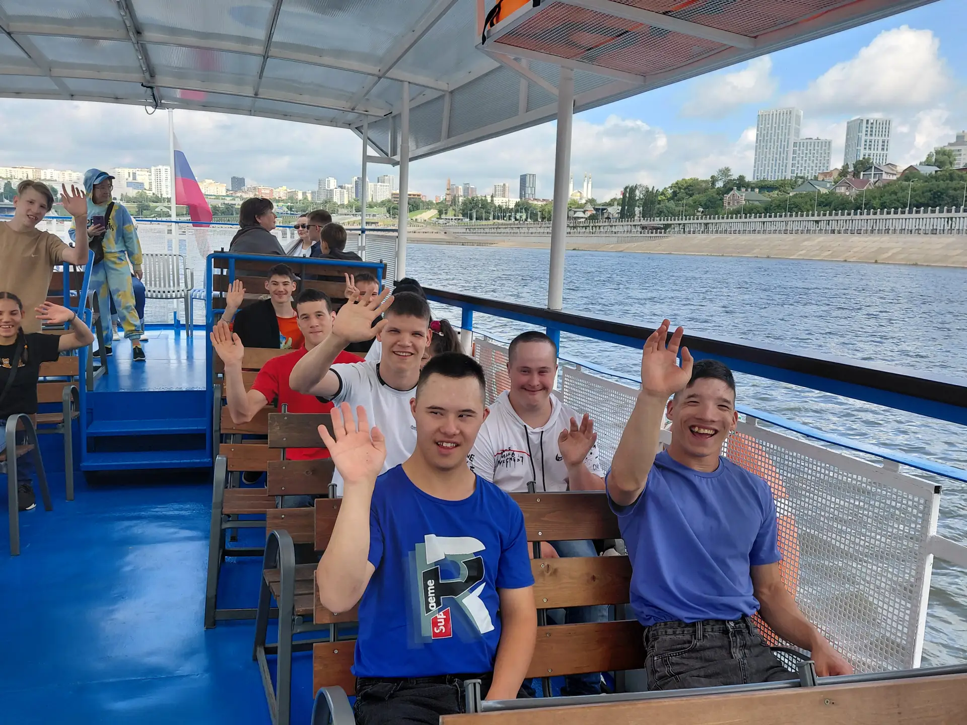 Уфа, теплоход, ветер в лицо и встреча с теми, кто нам дорог! 🚢

Мы съездили в Уфу – прокатились на 