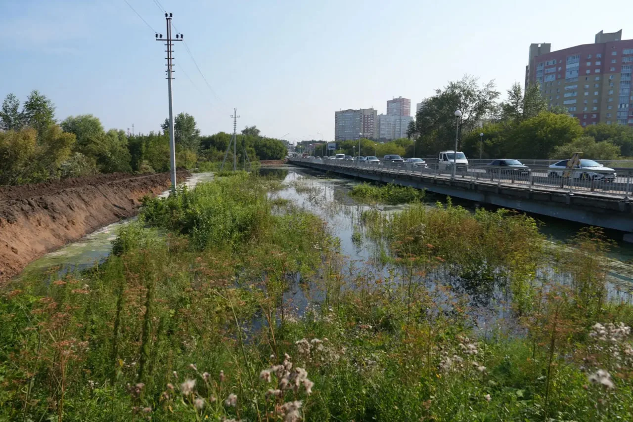 Уровень воды реки Тура в Тюмени продолжает расти и составил уже 872 см, увеличившись еще на 13 см. О