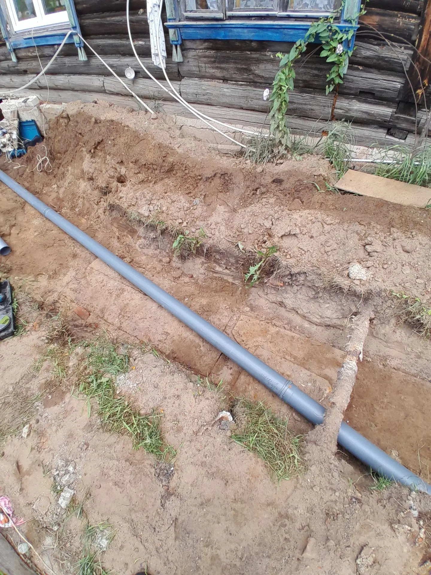 🚰 МУП «ШОКС»: обновили канализацию на ул. Кирова, д. 18