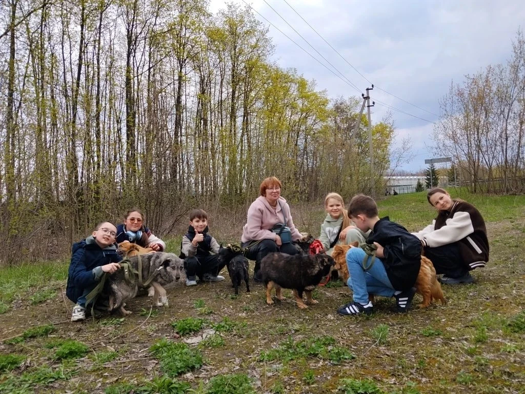 💚 #ДобраяСуббота: урок доброты 💚  В субботу ученики 3 «В» класса вместе с классным руководителем Гай