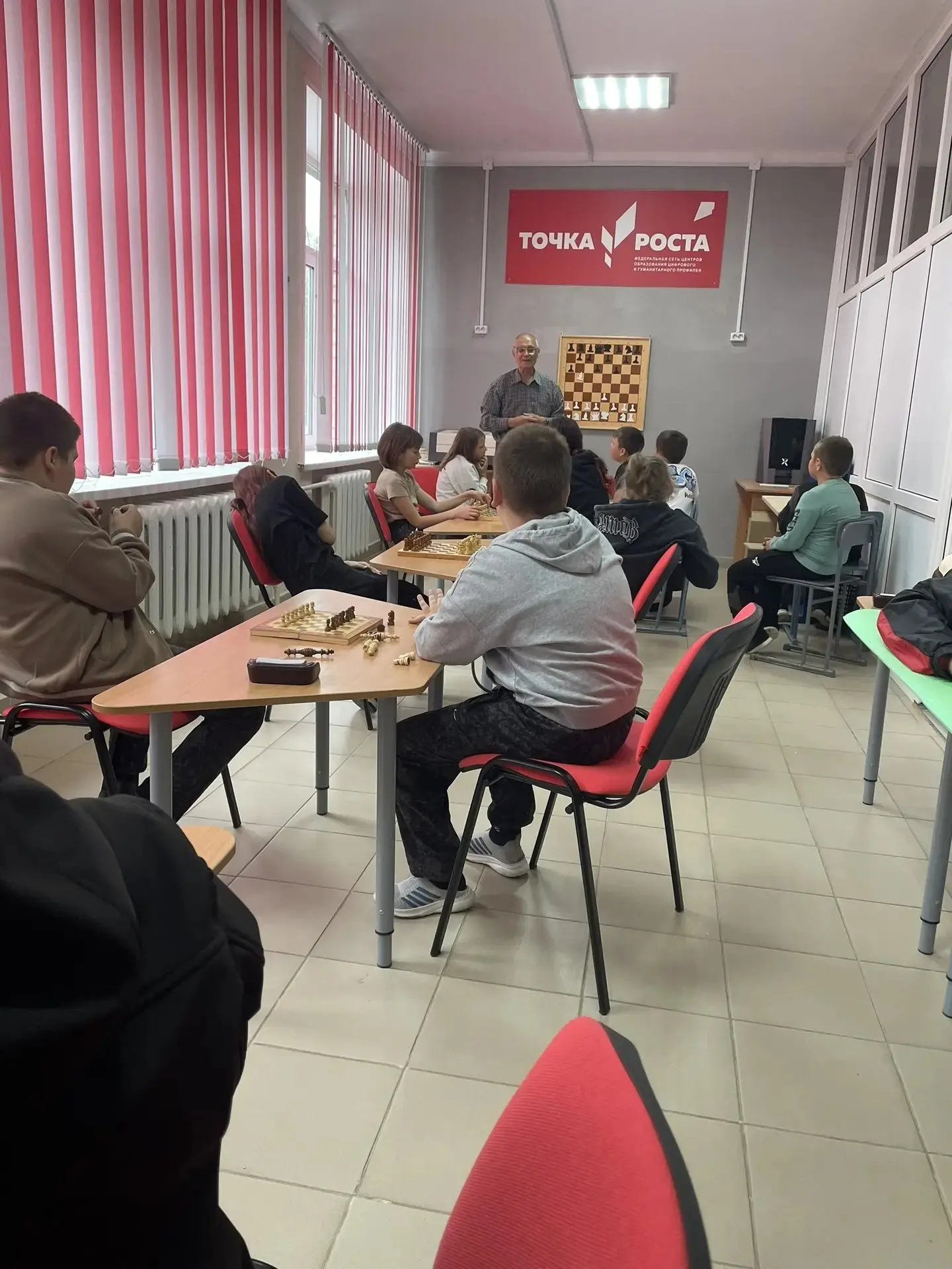 ♟️ В нашем пришкольном лагере прошли занятия шахматного кружка.
