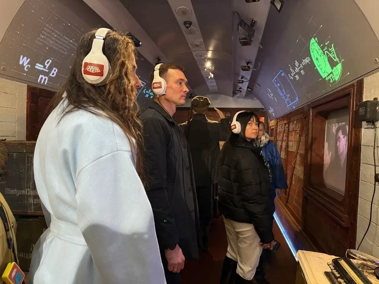 🚂 «Поезд Победы» в Коми посетили более 6000 человек  Первая в мире иммерсивная передвижная выставка 