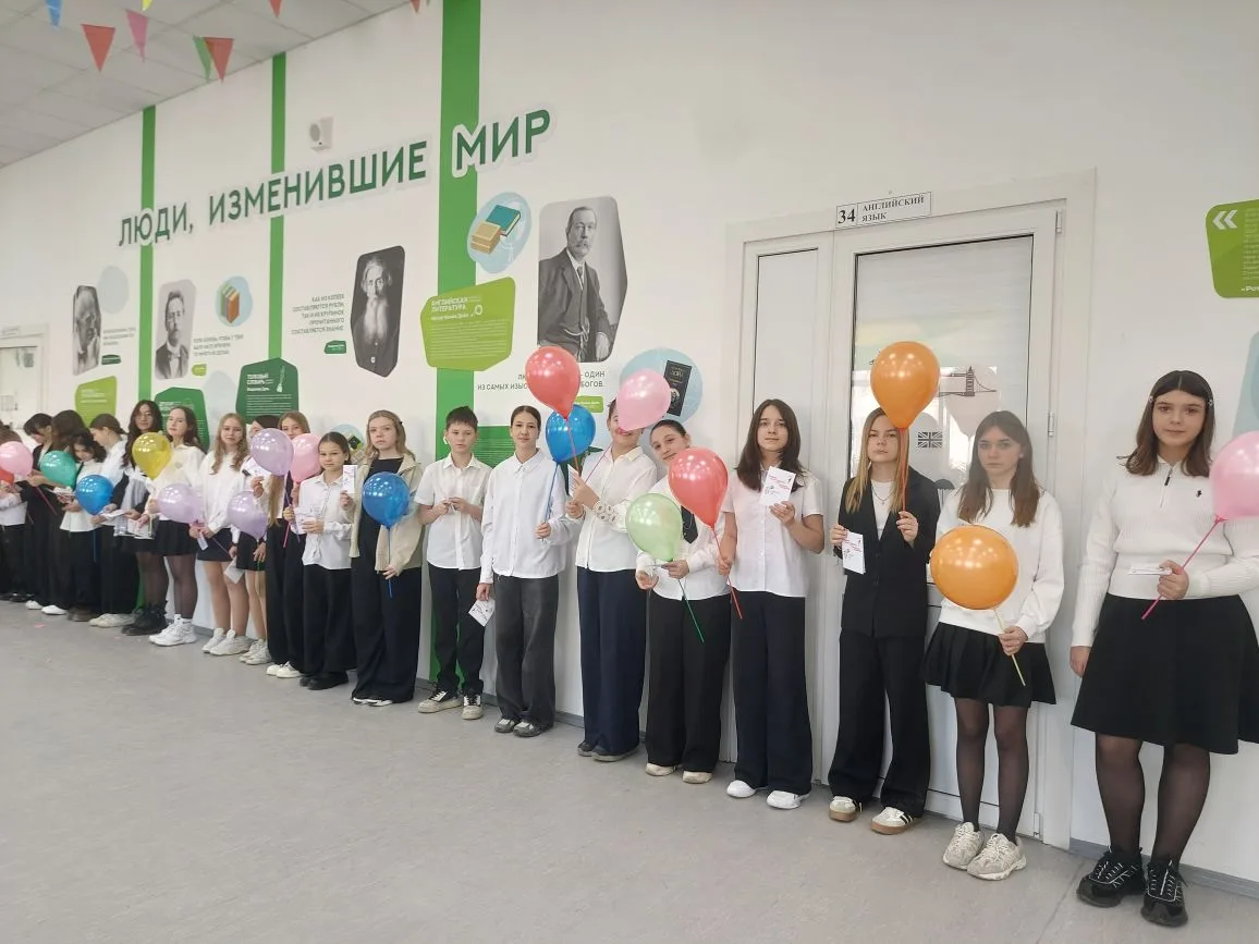 В нашей школе состоялось знаковое событие, объединившее сразу три важные церемонии: посвящение в «Ор