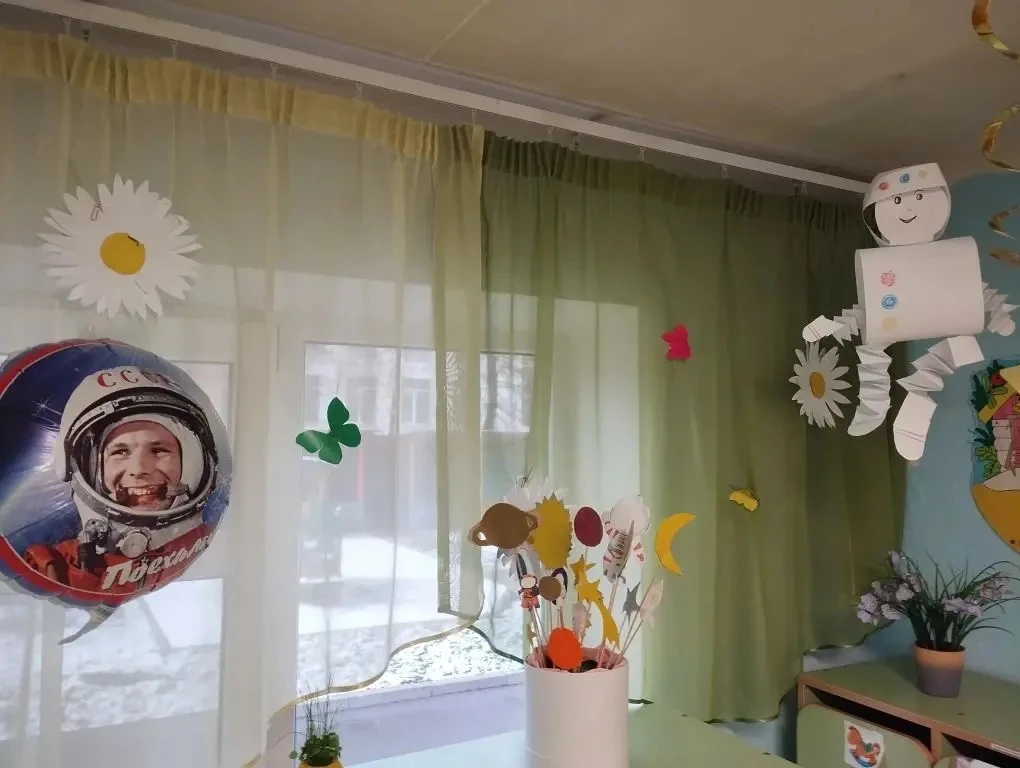 🔭День космонавтики в дошкольных корпусах прошел ярко, познавательно и очень интересно  Воспитатели в