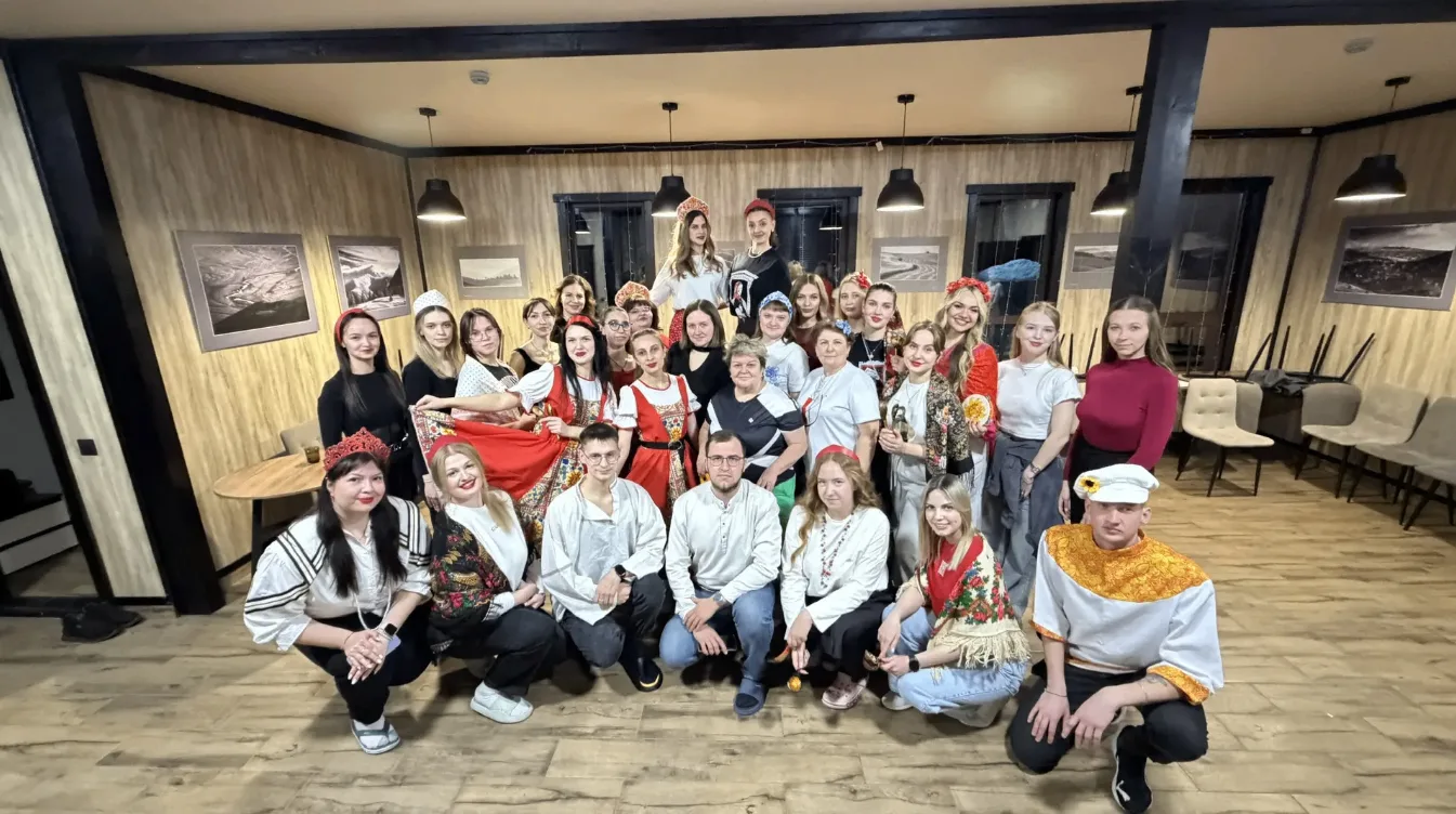 🎨«Творческая дача» прошла для молодых педагогов Барнаула  С 2 по 4 апреля прошел ежегодный выездной 