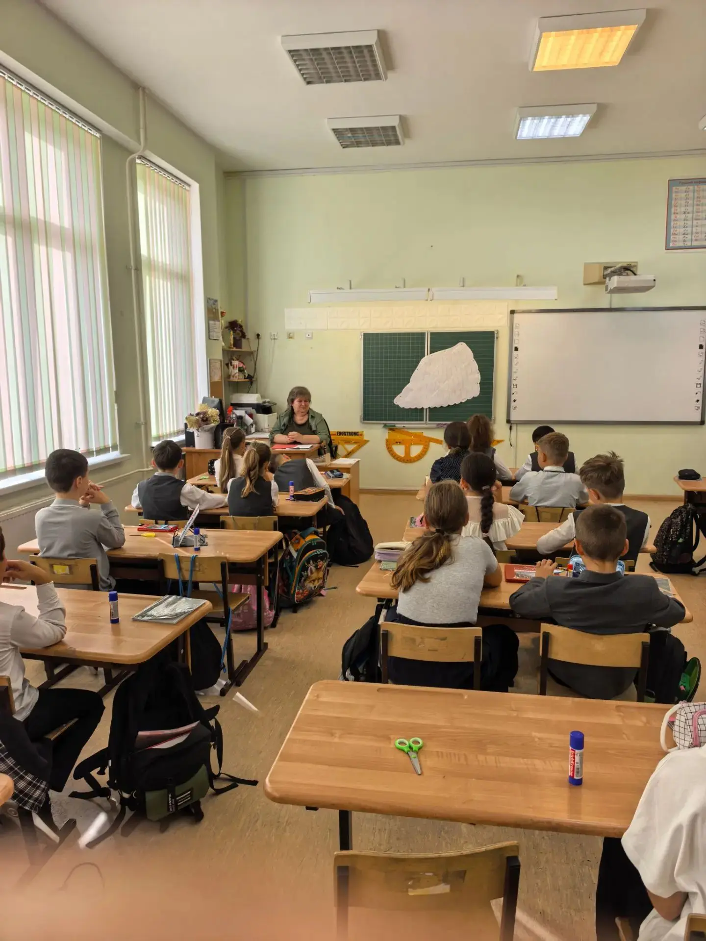 🕯 День солидарности в борьбе с терроризмом в начальной школе