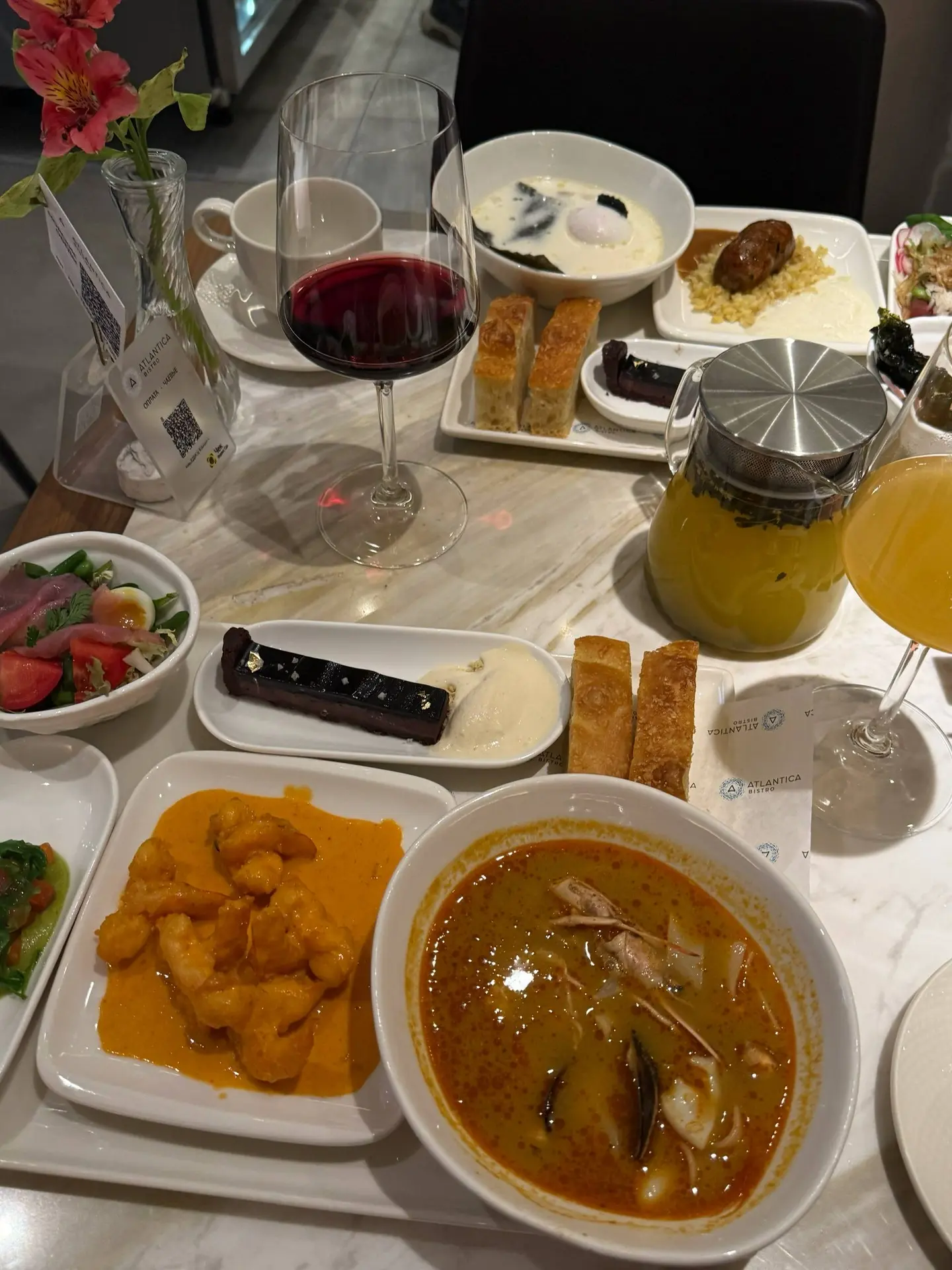 В Atlantica Bistro запустили классный формат – морские сеты-конструкторы из 6 блюд всег...